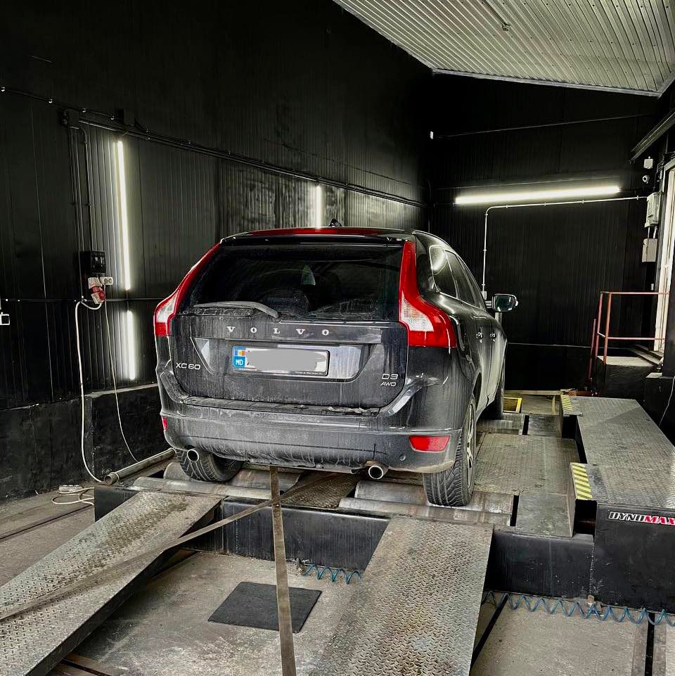 volvo-xc60-d3-chiptuning-dynostand
